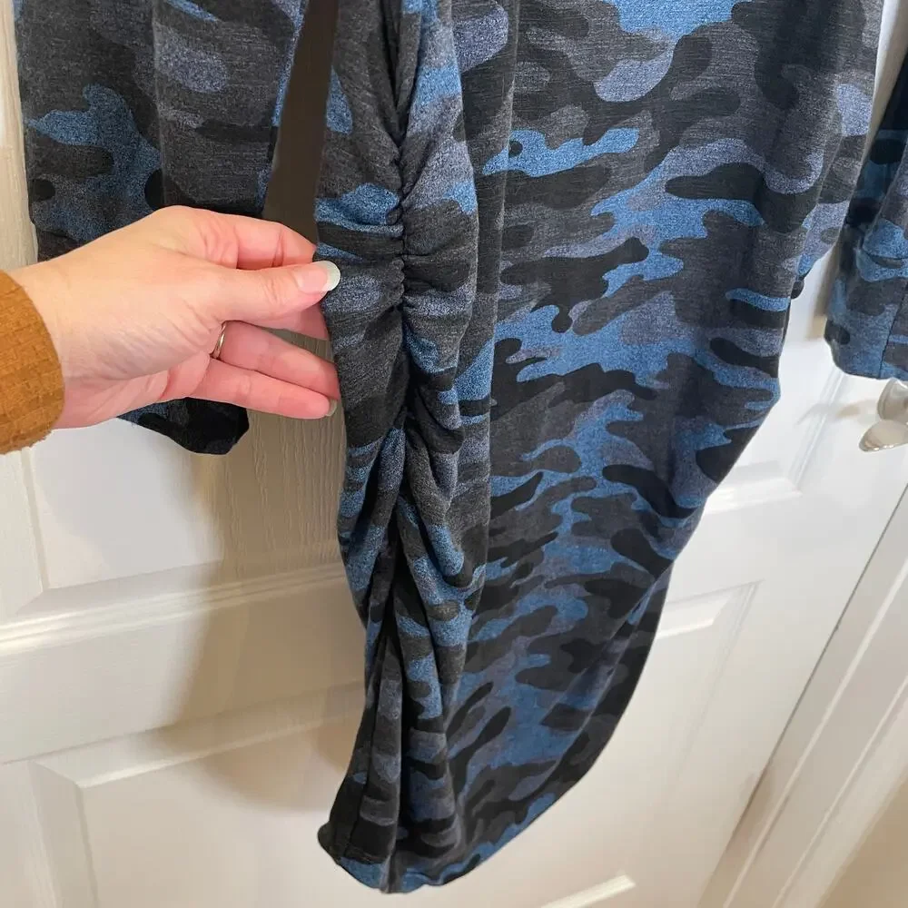 Sundry Sweatshirt Dress Blue Black Camo Print Ruched Sides Evereve 4 XL‎